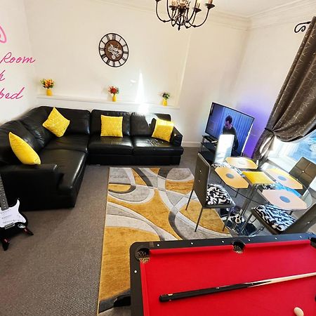 2 Bedrooms Entire Apartment Self Check In Kelty Exterior photo